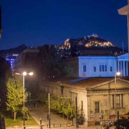 Downtown Across National Archaeological Museum Appartamento Atene Esterno foto